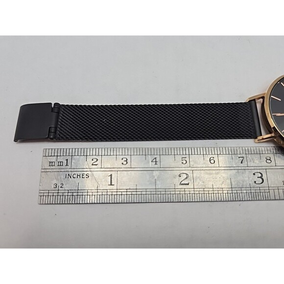 Daniel Wellington Petite Ashfield E32R1 32mm Black Mesh Rose Gold New Battery - Picture 9 of 10